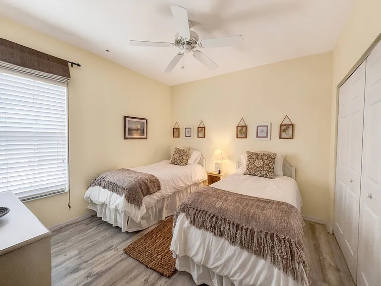 8175 Celeste Dr #1229 — Photo 8