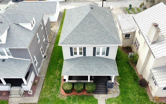 5th image of 1327 East Street