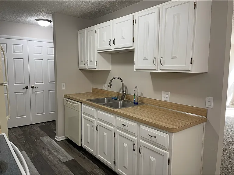3917 Heritage Hills Dr #106 — Photo 3