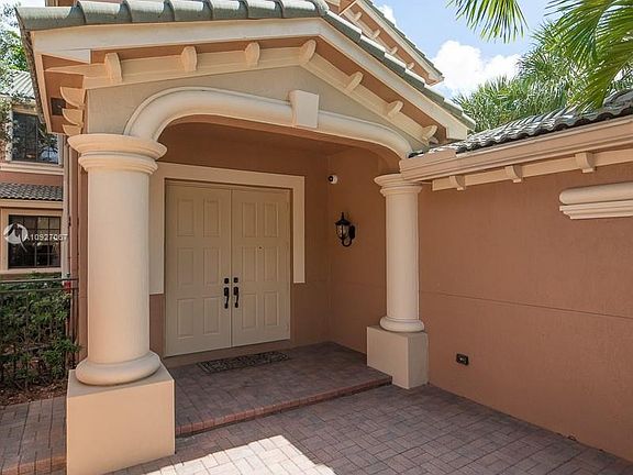 2nd image of 2777 Kinsington Cir #4-9