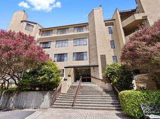 208 Lake Merced Hls #2B, San Francisco, CA 94132