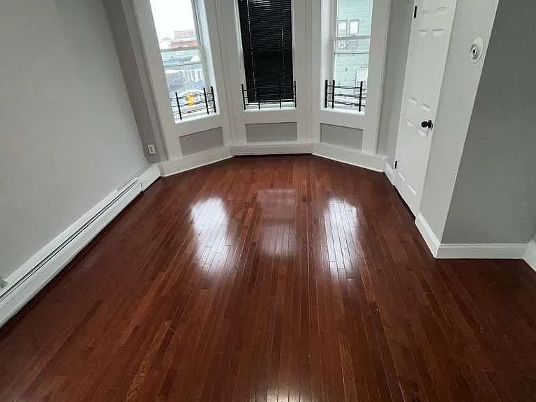 54 Saint Pauls Ave — Photo 14