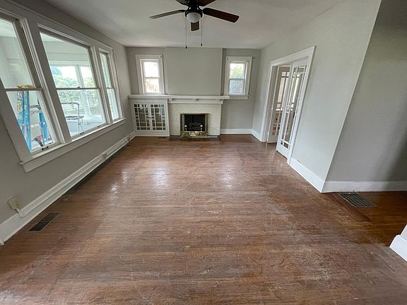 2nd image of 420 Daviess St