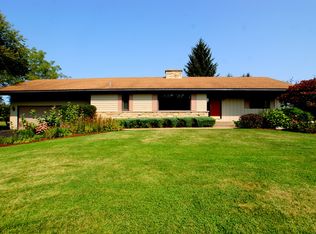 26538 N Pond Shore Dr, Wauconda, IL 60084