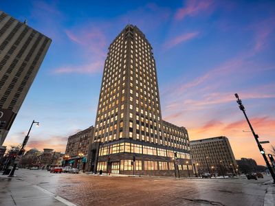 606 W Wisconsin AVENUE #1102, Milwaukee, WI, 53203