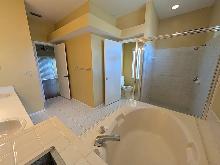 11201 Pocket Brook Dr — Photo 19