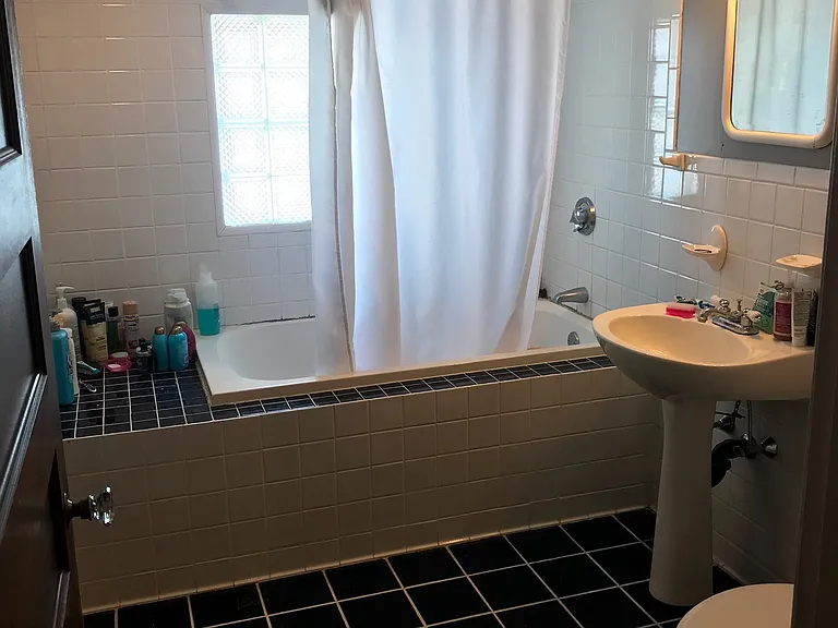 84 Bay State Rd — Photo 2