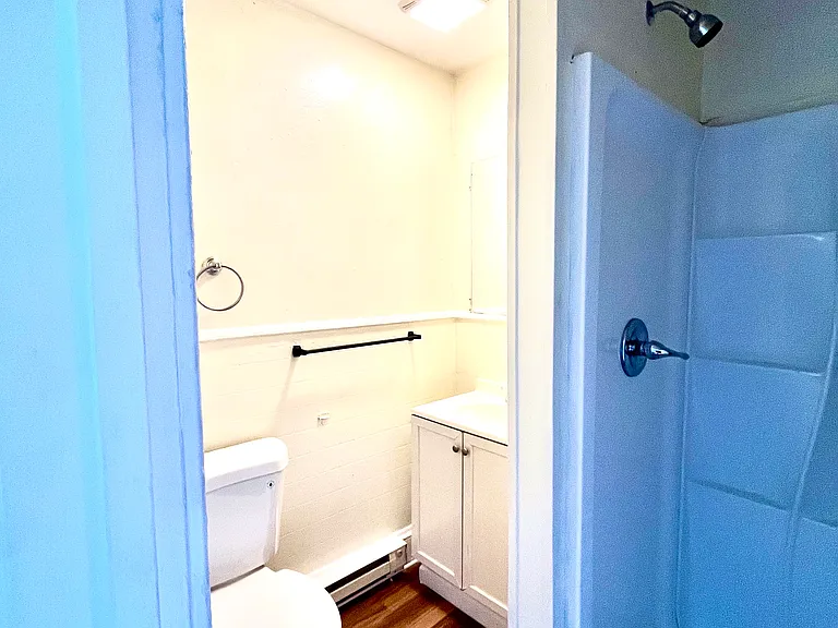1310 Washburn St #1 — Photo 19