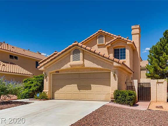 3rd image of 1621 Royal Canyon Dr