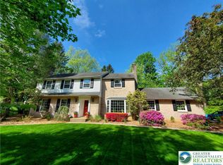 2753 Walker Pl, Bethlehem, PA 18017