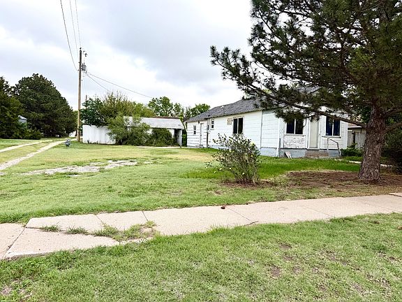 2nd image of 406 Lincoln St