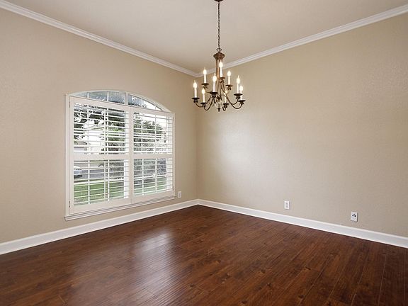 5th image of 5008 Cleves St