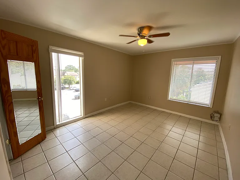 8602 Huron Ct #50 — Photo 18