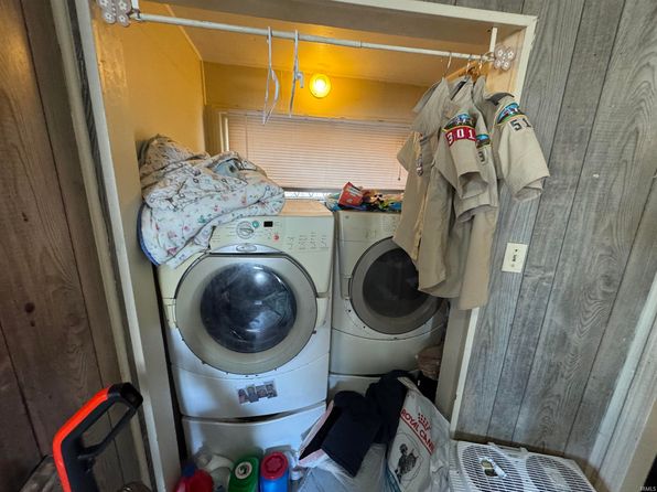 fort-wayne-indiana-73127869 picture