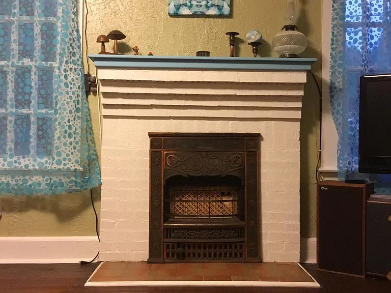 846 W Brevard St — Photo 9