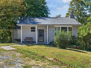 55 Lakeview Dr, Albany, KY 42602