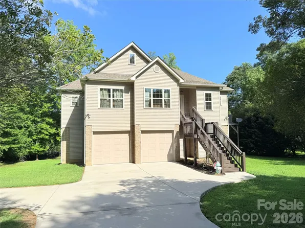 2051 Great North Rd, Winnsboro, SC 29180