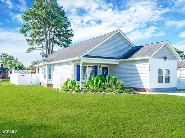 384 Tamarack Drive, Ayden, NC 28513