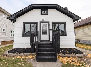 1921 Thurston Ave, Racine, WI 53403