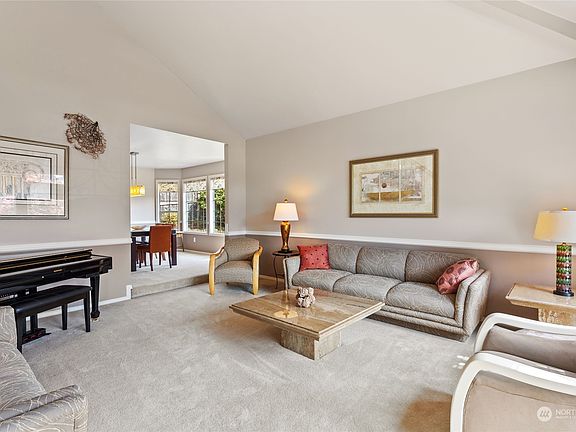 4th image of 5414 60th Avenue Ct W