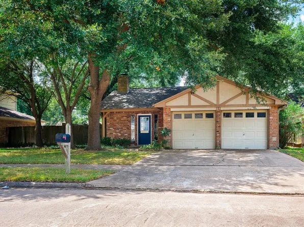 20811 Park Pine Dr, Katy, TX 77450