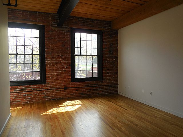 2nd image of 120 Water St #1203010