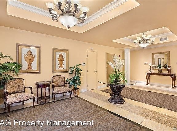 3rd image of 10398 NE 17th St Unit 201