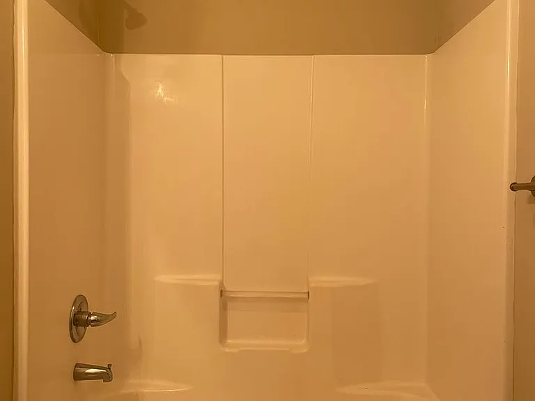 343 Upper Stone Ave #C — Photo 5