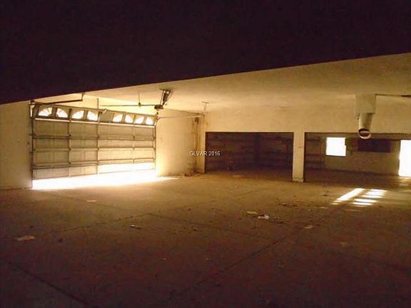 5th image of 4200 W Oakey Blvd