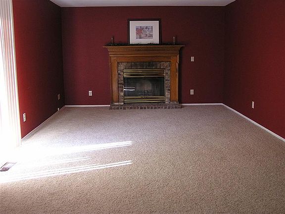 3rd image of 8711 Watergate Dr