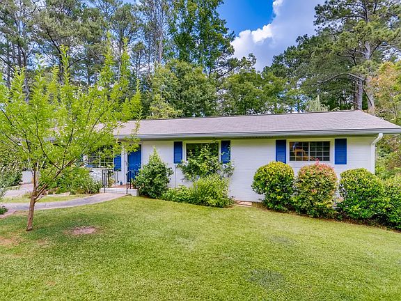 2nd image of 81 Pineland Dr SE
