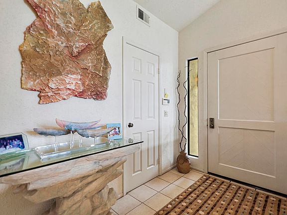4th image of 229 Green Mountain Dr
