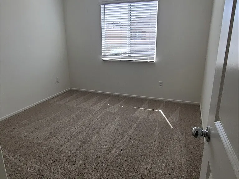 30540 Altima Ct — Photo 14