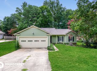 5421 River Falls Dr, Charlotte, NC 28215