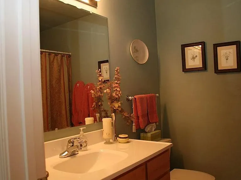 210 Jenkins Ranch Rd — Photo 1