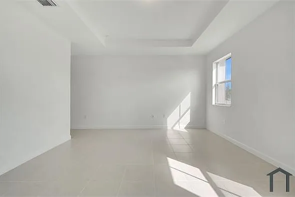 2811 SE 23rd Ter #2811 — Photo 19