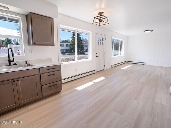 4th image of 107 Tern Ave