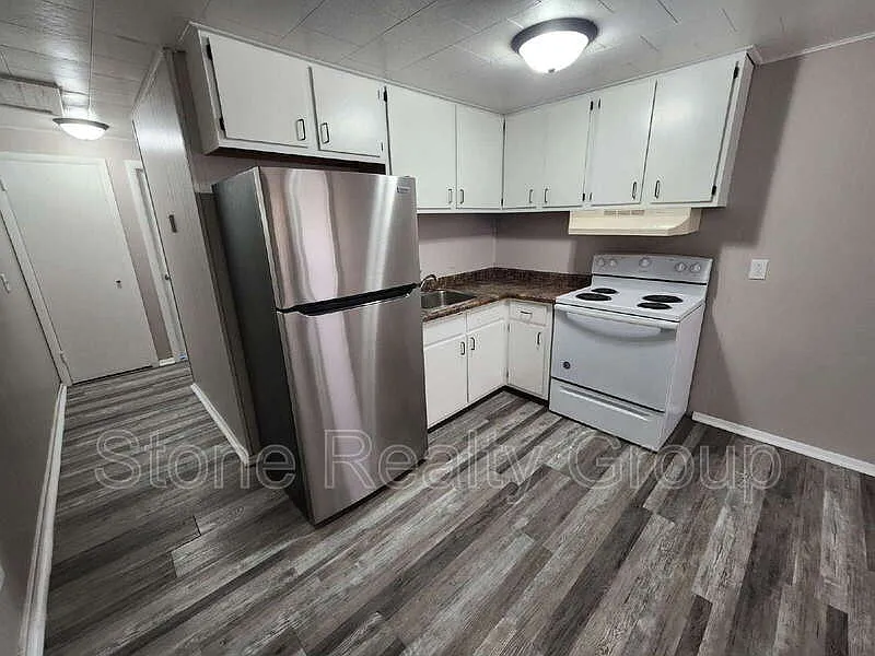 1 bed, 1.0 bath, $710 — Photo 4