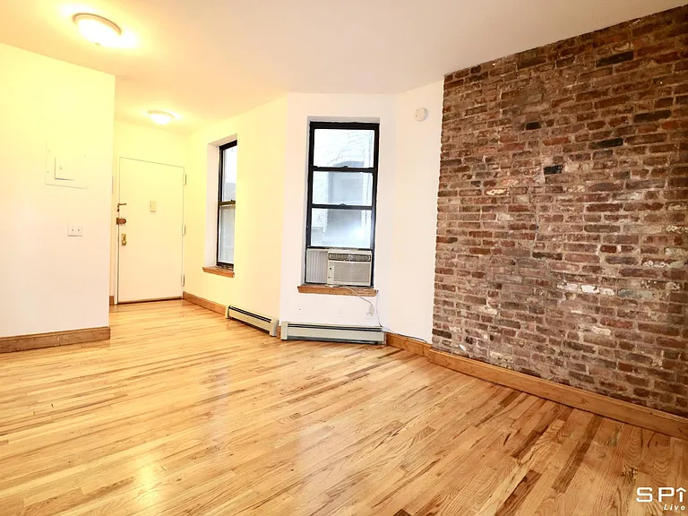814 10th Ave #5A — Photo 3