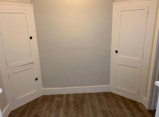 317 W 3rd St #39903EE3F, Davenport, IA 52801