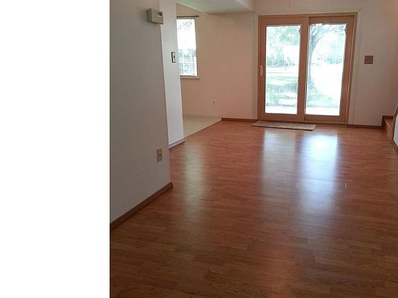3rd image of 13858 Oakbrook Dr #3858