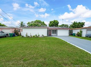 6636 Coconut Dr, Hollywood, FL 33023