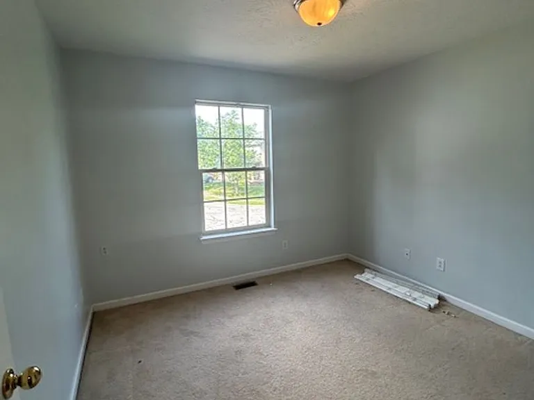 2709 Michelle Park — Photo 17
