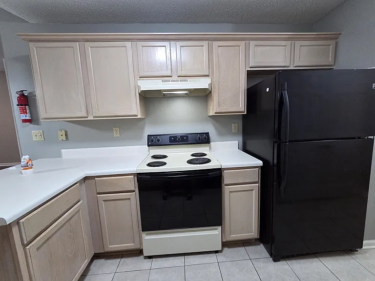 7733 Shadowland Dr — Photo 8