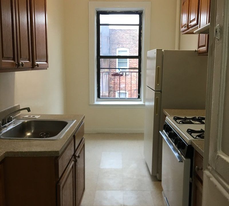 2nd image of 3715 81st St APT 1I