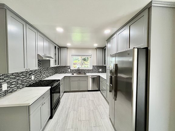 2nd image of 4743 Blanco Dr