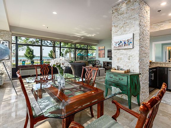 4th image of 1001 E Jefferson Ave #1K