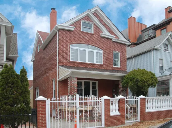 271 Arlington Avenue, Brooklyn, NY 11208