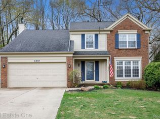 3461 Richards Way, Lake Orion, MI 48360