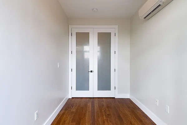 Rented by Brooklyn Group | media 37